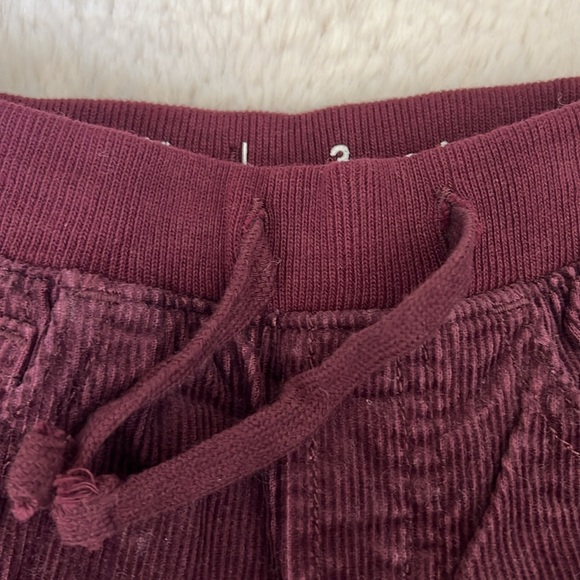 Baby Gap 3T corduroy pants - Picture 3 of 6